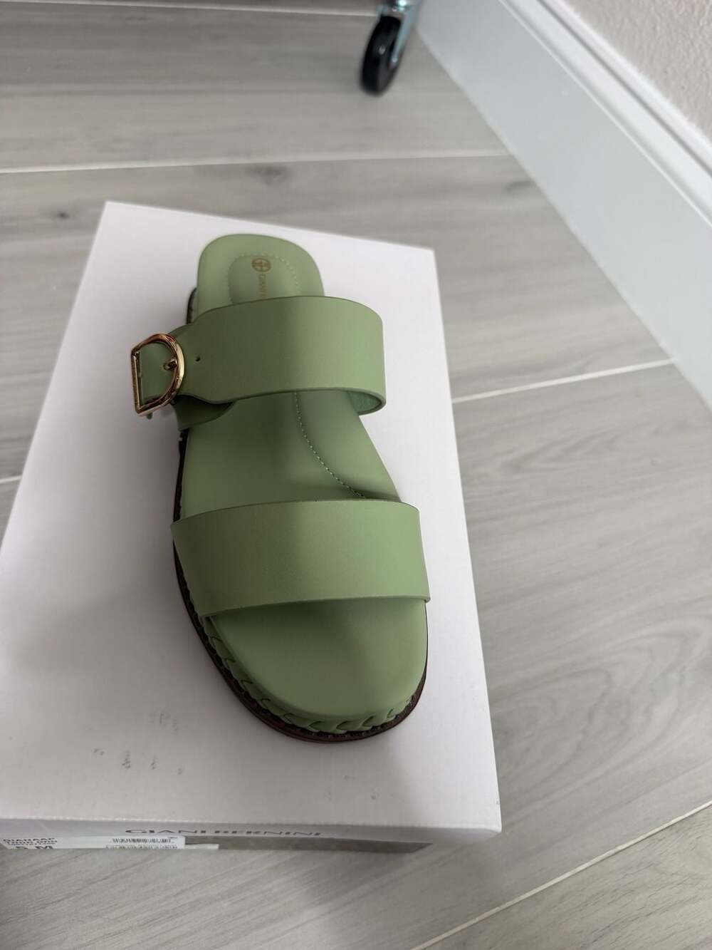 Giani Bernini GianaaP Double Band Slide Sandals Tender Green Retail $70 - Picture 9 of 10